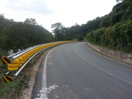 Купить High Corrosion Resistance PU Crash barrier machine for Traffic Protection System online manufacture