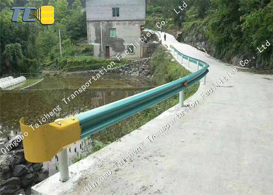 Производитель оцинкованных стальных барьеров W Beam Guardrail для безопасности дорог